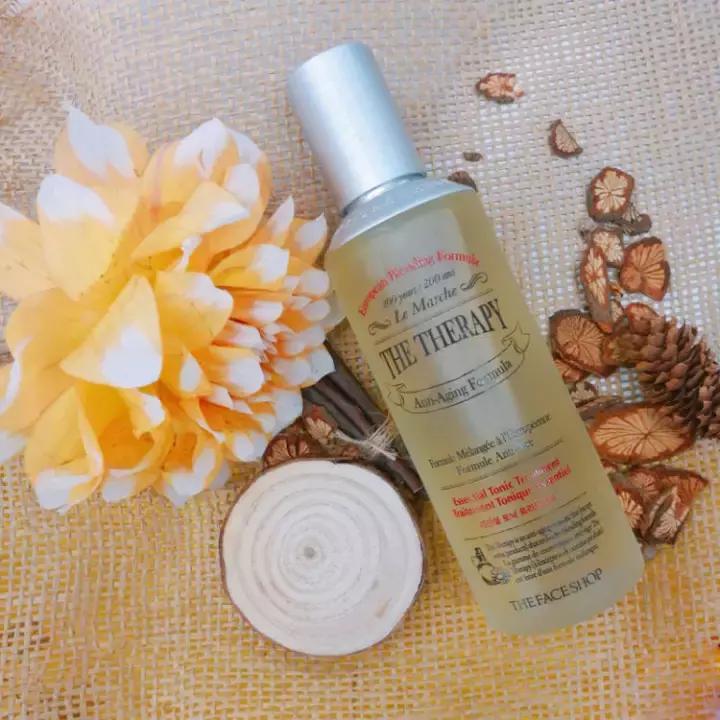 最近肌肤干燥紧绷那先从换这“五款秋冬超保湿的精华水”开始吧……