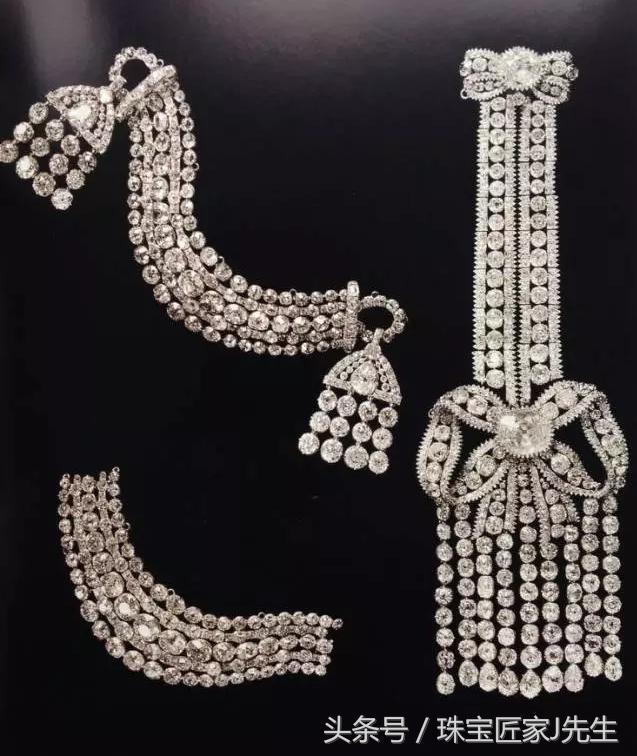 琥珀大厅、镶钻圣经，揭秘“世界十大宝藏”——俄罗斯沙皇钻石库