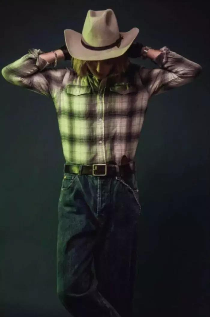 如何把格子衬衫穿得不像程序员？