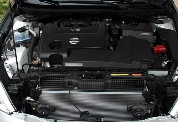 谈车日记,试驾新款日产天籁