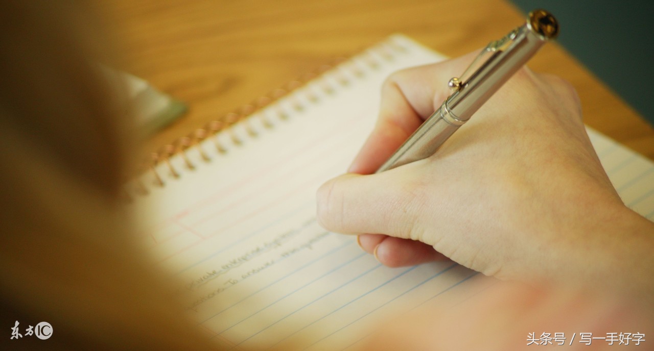 最好看的十种英文手写体,这篇文章写得真好用英语怎么说