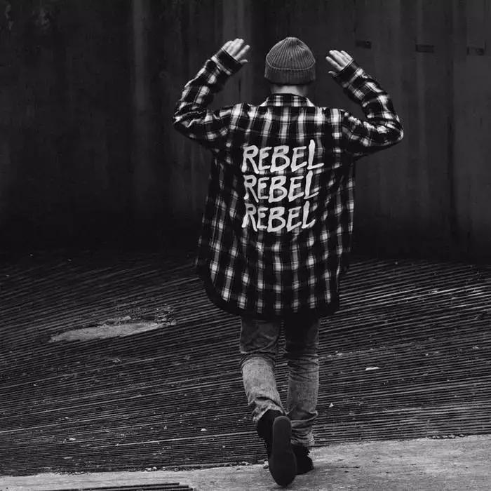 如何把格子衬衫穿得不像程序员？