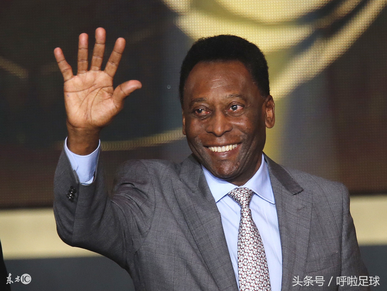 贝利大罗小罗2014世界杯7比1,足球史上十大巨星贝利