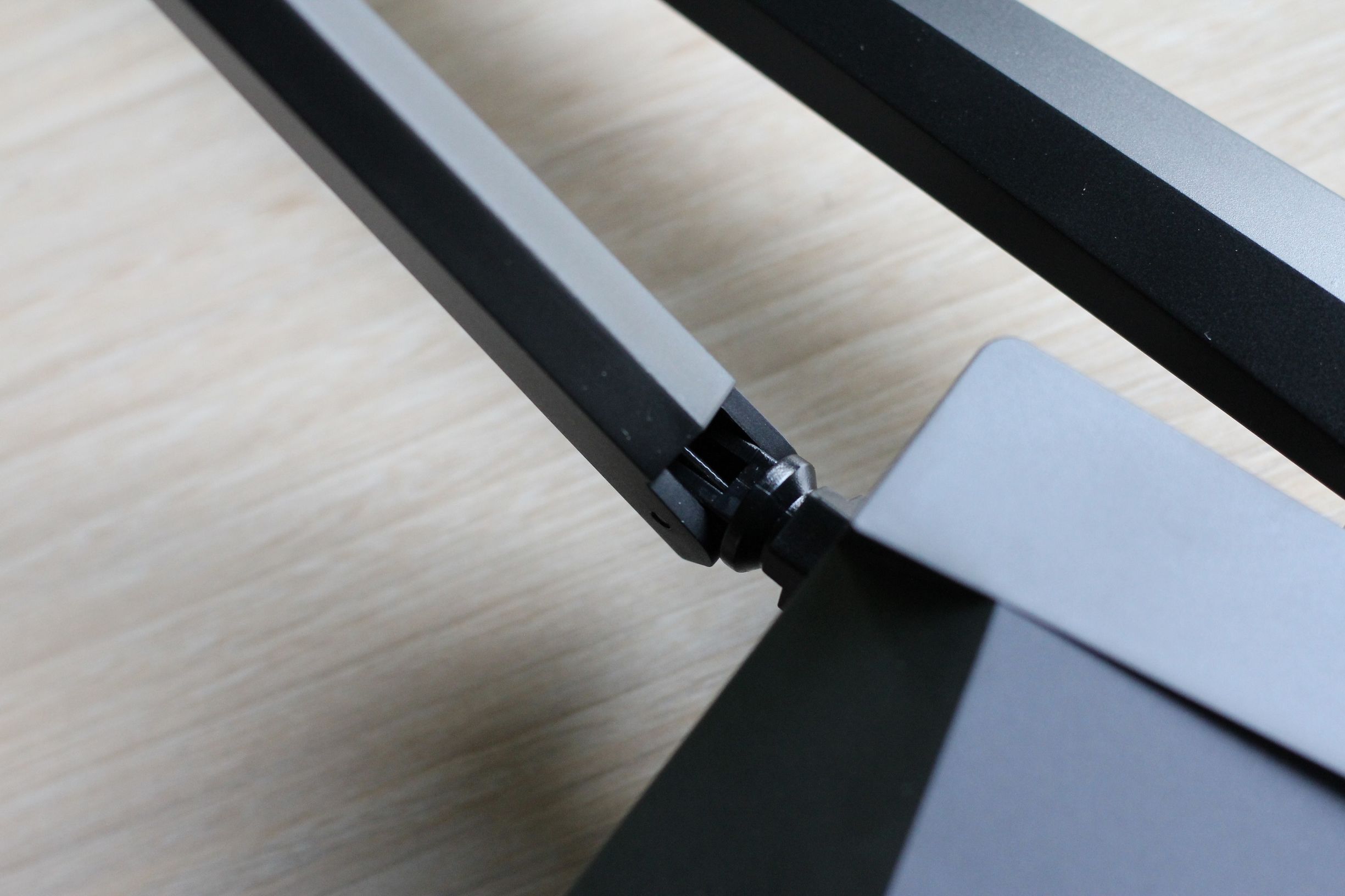 腾达ac10千兆路由器穿墙,腾达ac10与小米4a穿墙效果