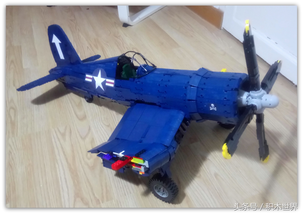 拼装乐高lego星际驱逐舰,美军f4u海盗战斗机跟德军战斗视频