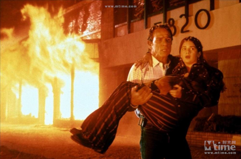 最经典灾难片,最经典的灾难电影镜头混剪