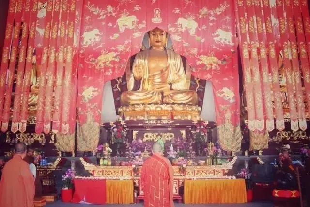 受三皈五戒后怎么持戒,三皈五戒是佛制定的吗