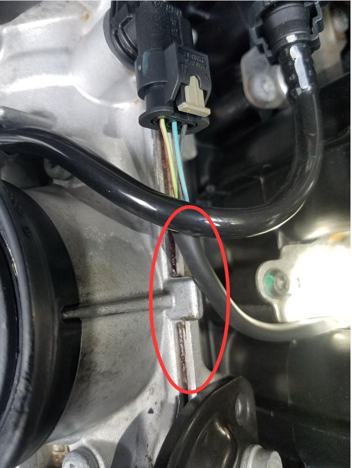 配置差价10万，卖家竟然低配充高配卖，吓的我赶紧买包辣条压压惊