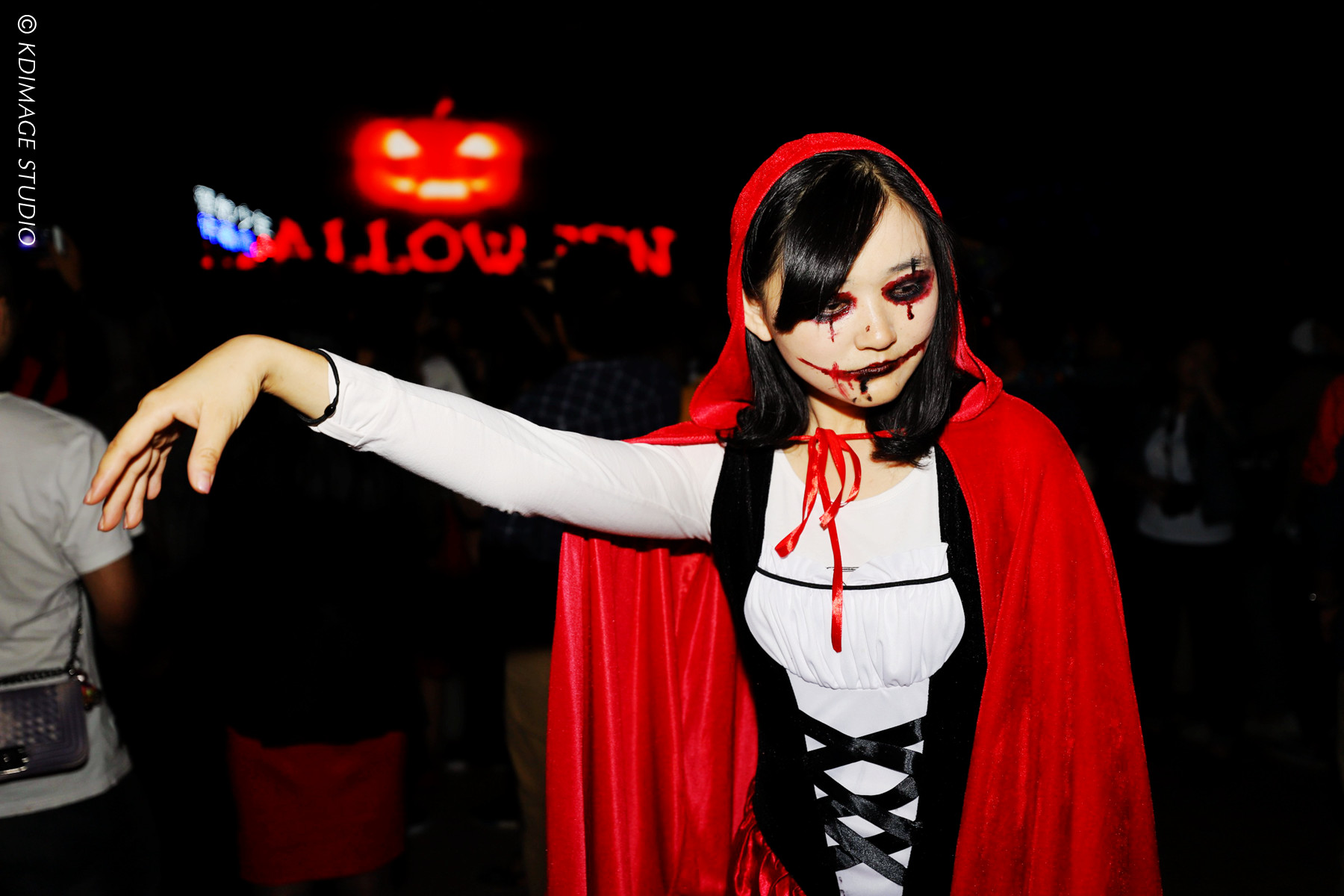 久违的狂欢:和许巍一起过长隆欢乐万圣节