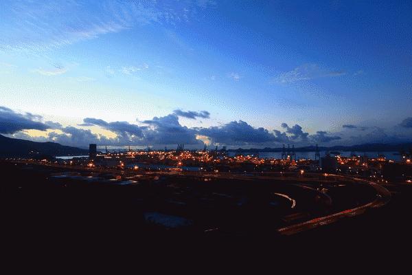 大家好，我是邯郸，这是我2017年的新名片！