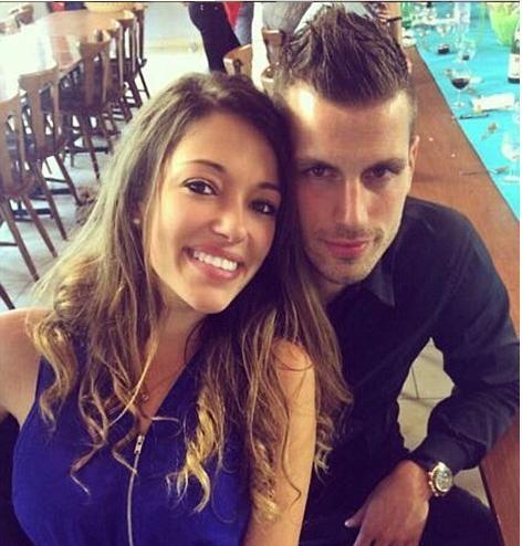 英超太太团女神,英超太太团维拉女神