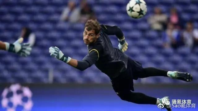 谁说当门将的一定都是身高马大的