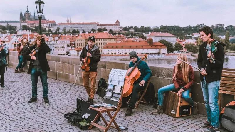 去欧洲旅游必须先去亚洲么,欧洲之行捷克