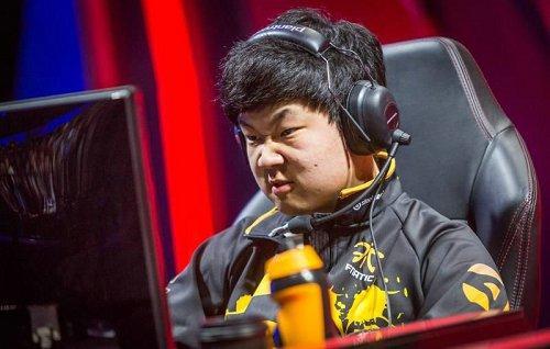 lol上单瑞文细节,lol早期直播上单锐雯