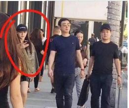 网红王思聪和女伴,王思聪和angelababy关系