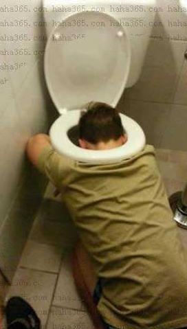 盘点喝醉酒的人能有多搞笑,那些喝醉酒的高手