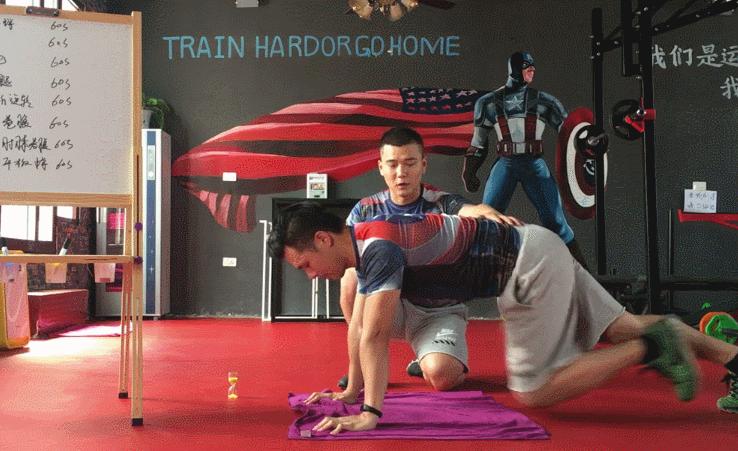 不做油腻男,如何练出搓衣板式腹肌