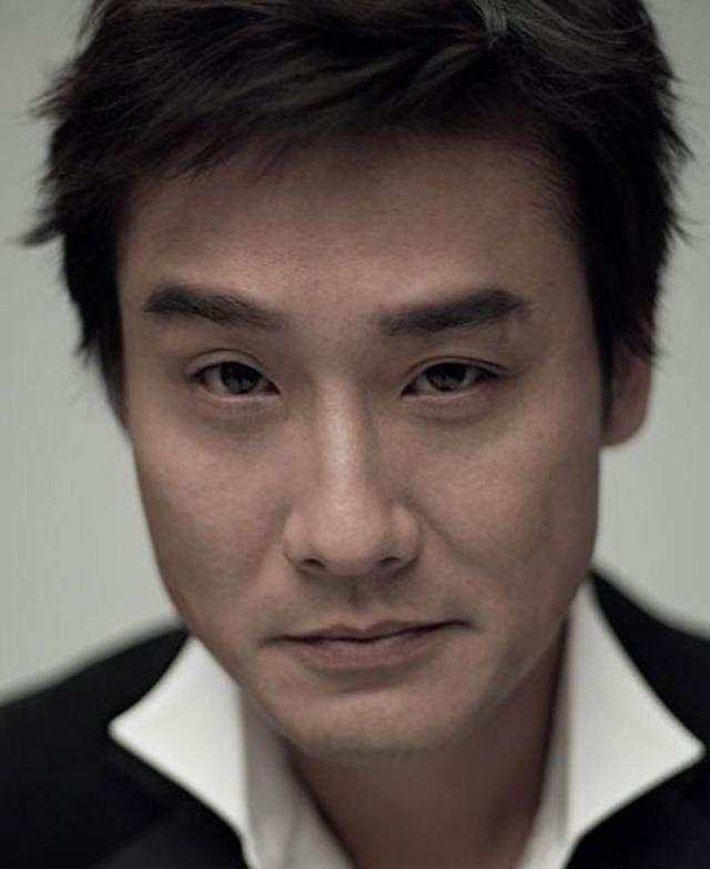 国内娱乐圈谁拿的影帝最多,娱乐圈公认的影帝