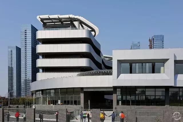 中学百年校园文化,令人震撼的校园文化