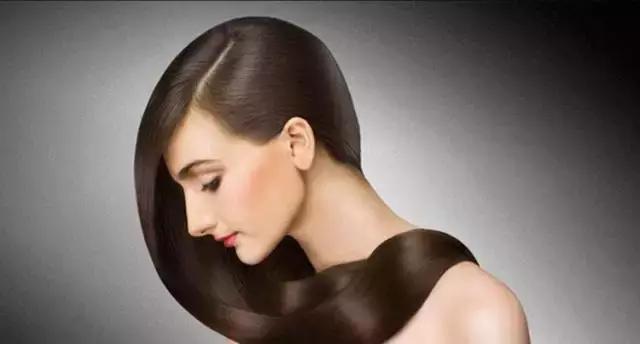 护发素的正确使用方法,先用护发素还是洗完头用护发素