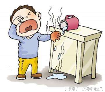 小孩子烫伤了怎么安慰她妈妈,孩子烫伤了怎么处理好得快