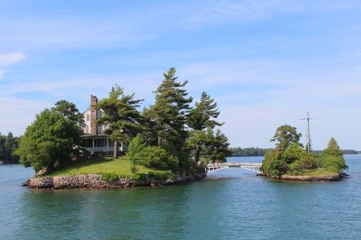 世界最短的跨海桥,世界最短的跨境桥