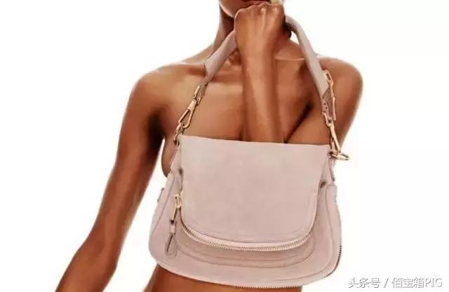 今年最火的包包正品,当下最火的爆款包包
