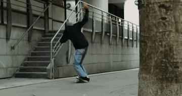 别只知道Supreme!这支异军突起的Palace更值得你关注！