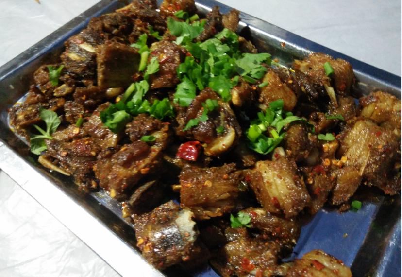 峨眉半山七里坪吃什么,峨眉半山七里坪怎样