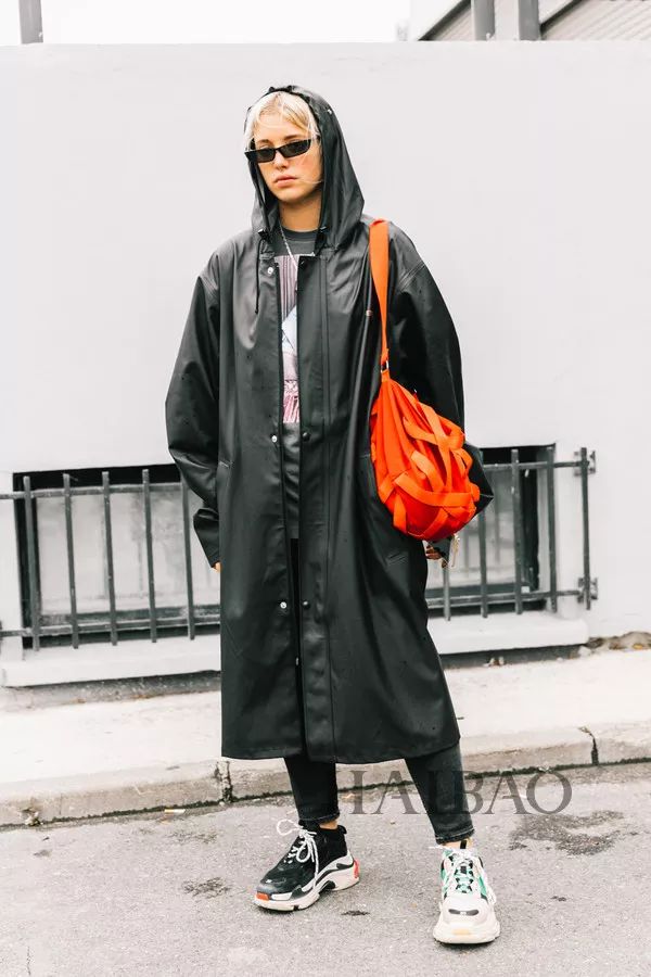 vans和匡威哪双鞋适合入手,VANS老爹鞋