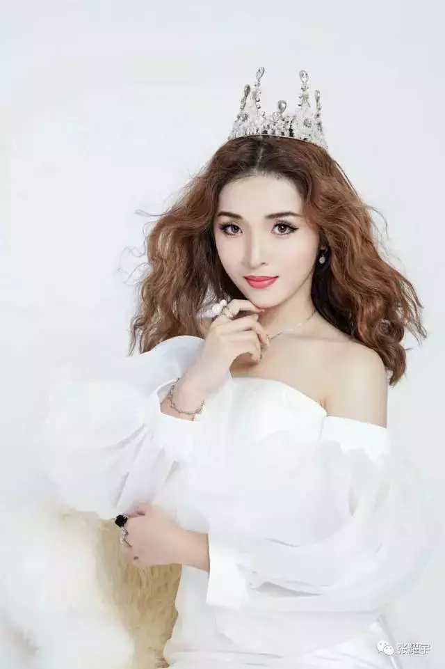 人物焦点｜：“有我的地方就有范绅颖”——创始人李丽璇