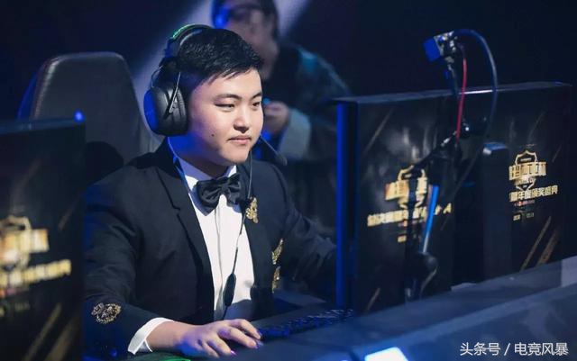 faker队服绝版,faker的所有队服