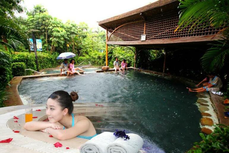 清远佛冈奥园别墅房价,佛冈奥园别墅区全景