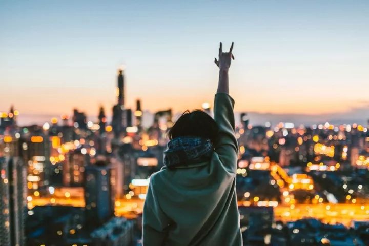 上班族出去旅行的9个真相！看完连毛孔都在哭……