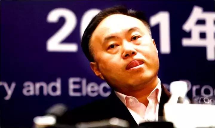 无锡尚德董事长施正荣简历,施正荣的无锡尚德在a股上市过吗