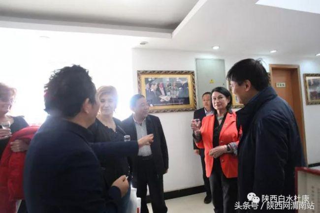 俄罗斯专家将与陕西白水杜康合建中国太空功能保健饮料及生产基地