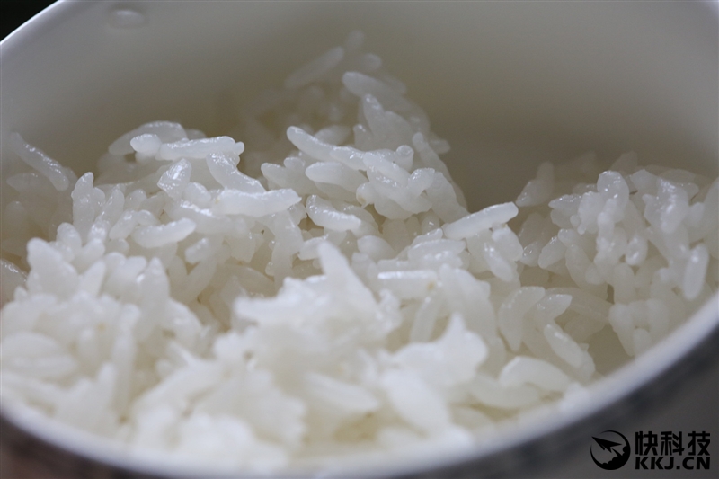 小米1.6l电饭煲对比测评,小米999元电饭煲评测