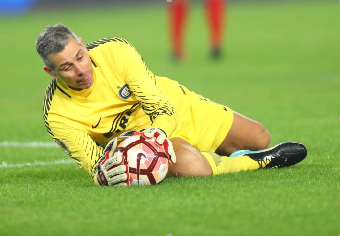 萨内蒂最后一场比赛球迷闯入球场,萨内蒂苏宁