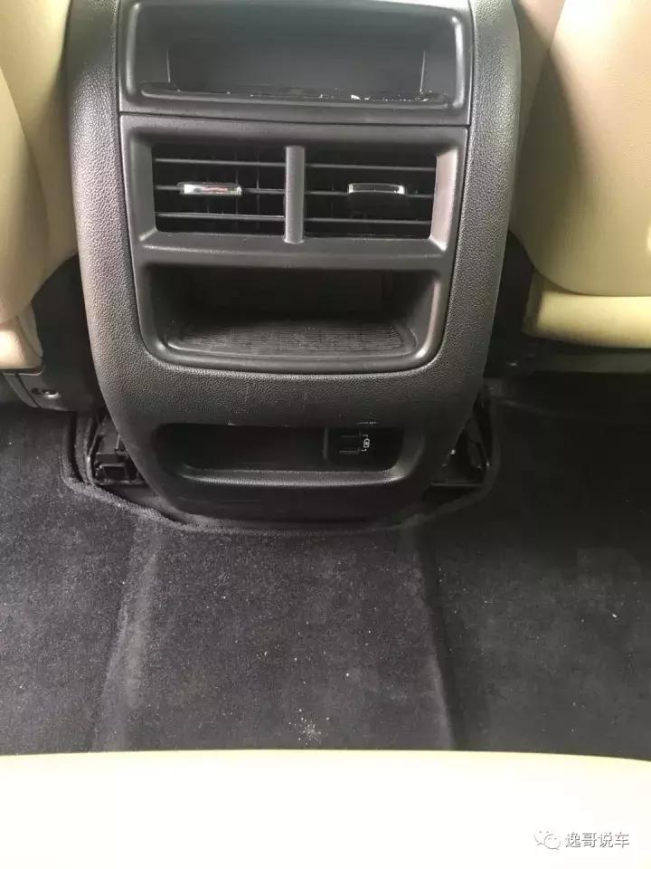 双11花26万买辆六千公里的凯迪拉克XT5，被老姐一把拽回来