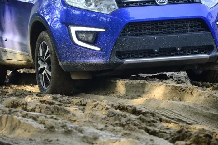 硬汉更柔情深度试驾驭胜S330