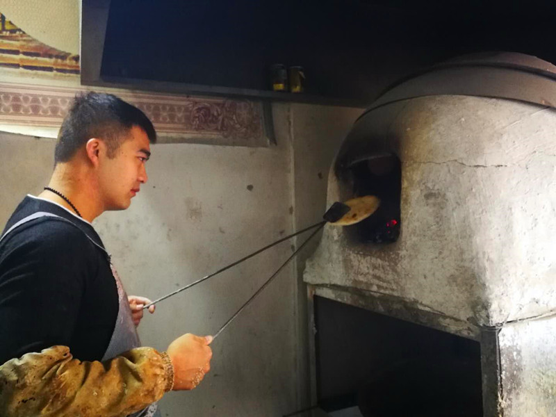 烧饼哥一天收入多少钱,烧饼哥年入百万