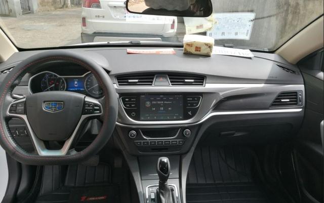 对比捷达和桑塔纳,新桑塔纳和新帝豪哪个好