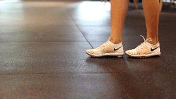 鞋子穿袜子打滑小妙招,鞋子滑袜子总往下掉妙招