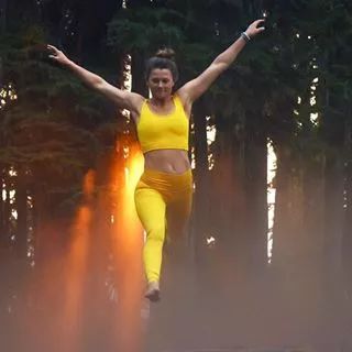 纯种小黄人,小黄人练瑜伽