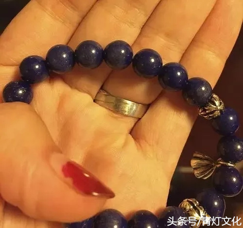 青金石褪色的原因,青金石盘玩后效果对比