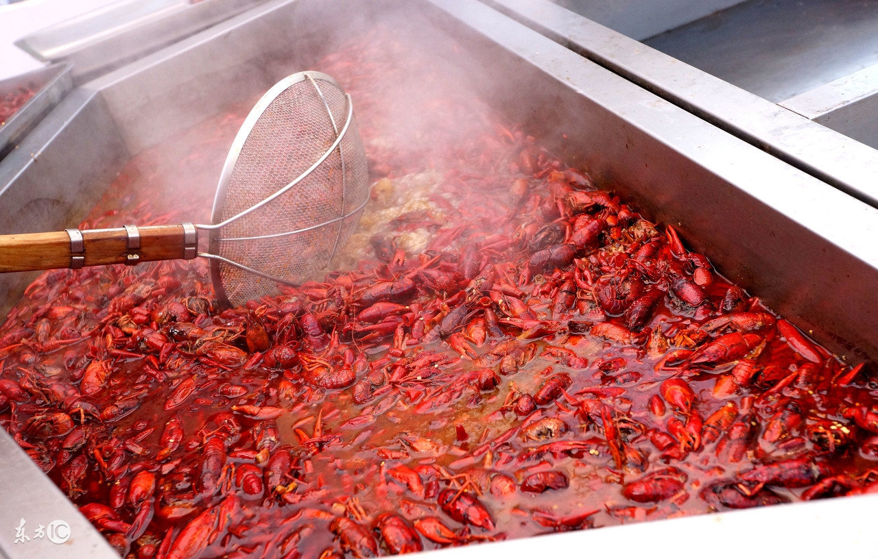 冬季上火嘴巴烂了怎么办,冬天上火嘴角烂抹什么好得快