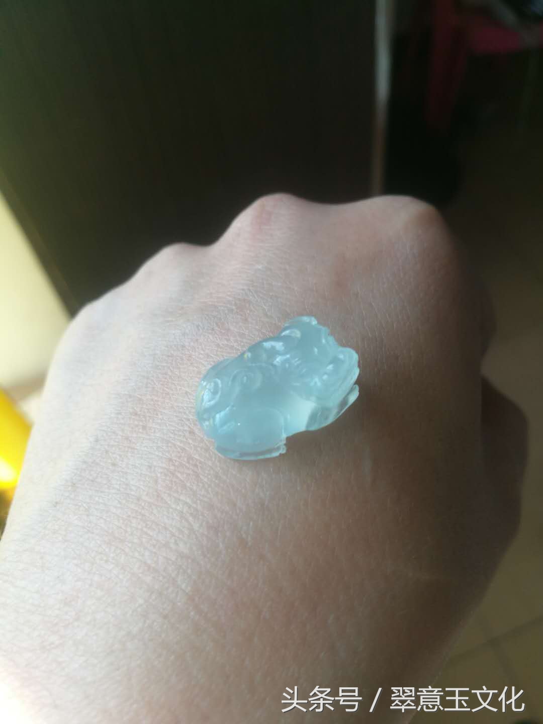 翡翠貔貅的正确佩戴方法,开光貔貅佩戴真的有效果么