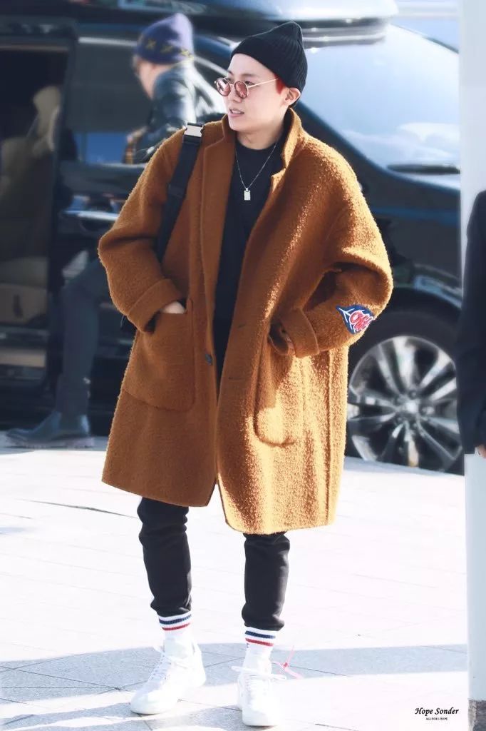 本周TA最潮｜水晶雪莉一酷一美防弹茶蛋*服私**完美碾压