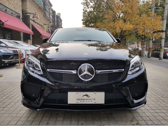 2019款奔驰gle43coupe,奔驰amggle43和奔驰gle350对比