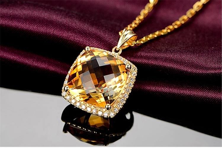 怎么挑选合适自己的水晶,怎么选适合自己的水晶颜色